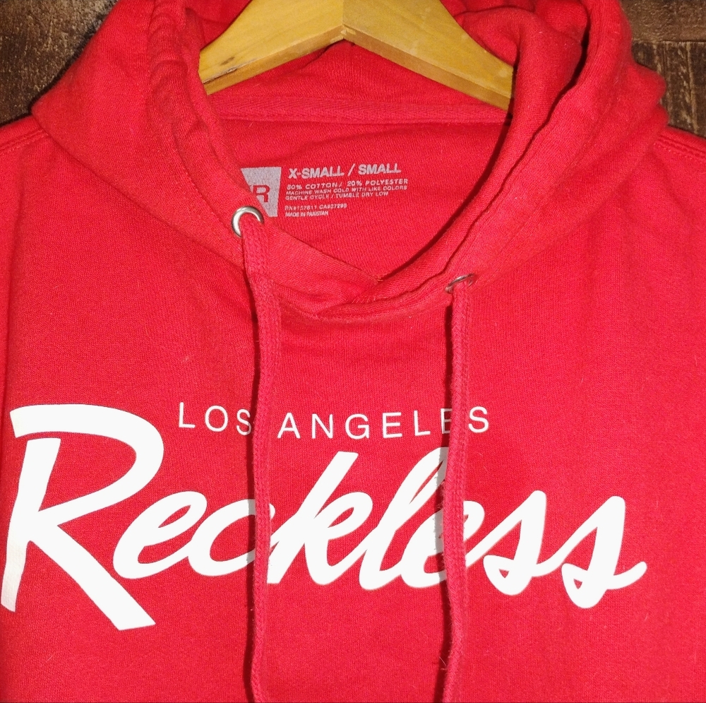 YR Young & Reckless Red Women's Hoodie Pullover Sweater Size XS/S Logo - Picture 4 of 6